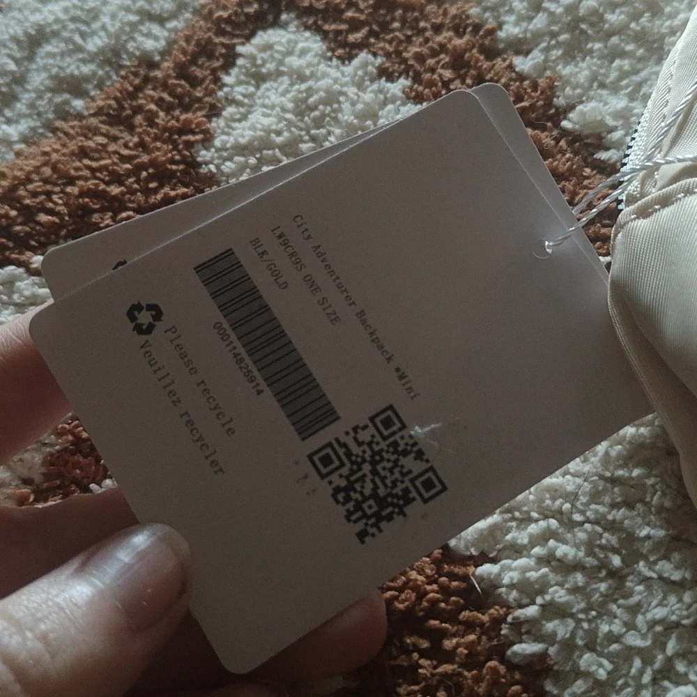 Fashion rep Lululemon belt bag nwt - Picture 4 of 9